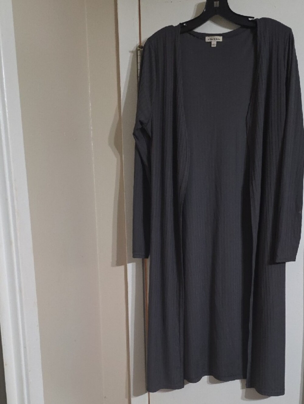 Women’s Ribbed Jacket and Pants Set - Charcoal Gray - Picture 5 of 8